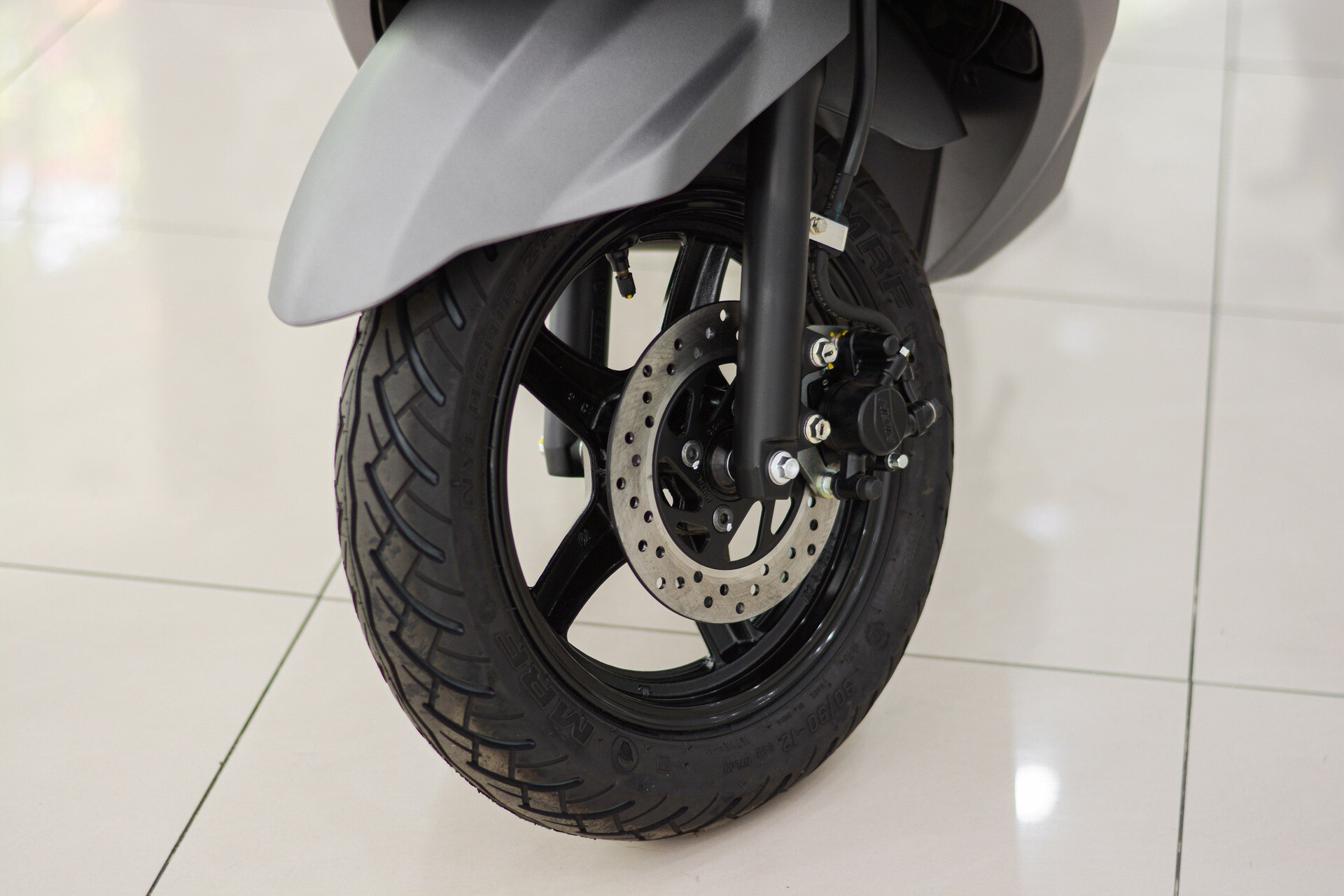 Suzuki Burgman Street Xemay24h 3
