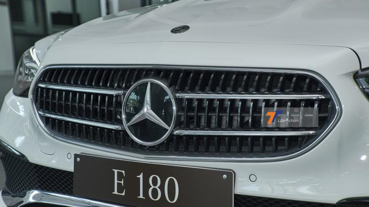Mercedes E180